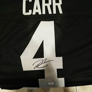 Derek carr. Signed jersey